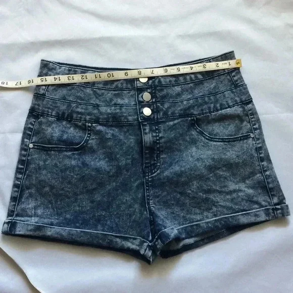 Tinsel Town Denim Couture Distressed Shorts Size11 - Picture 2 of 5